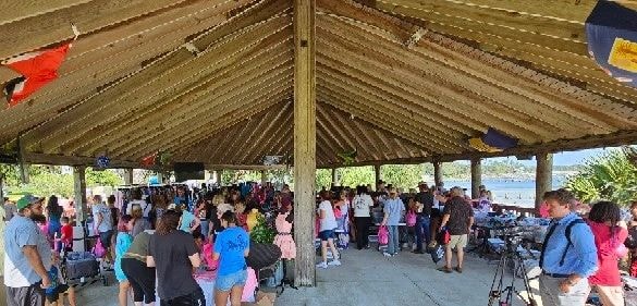 Save The Closet community giveaway crowd