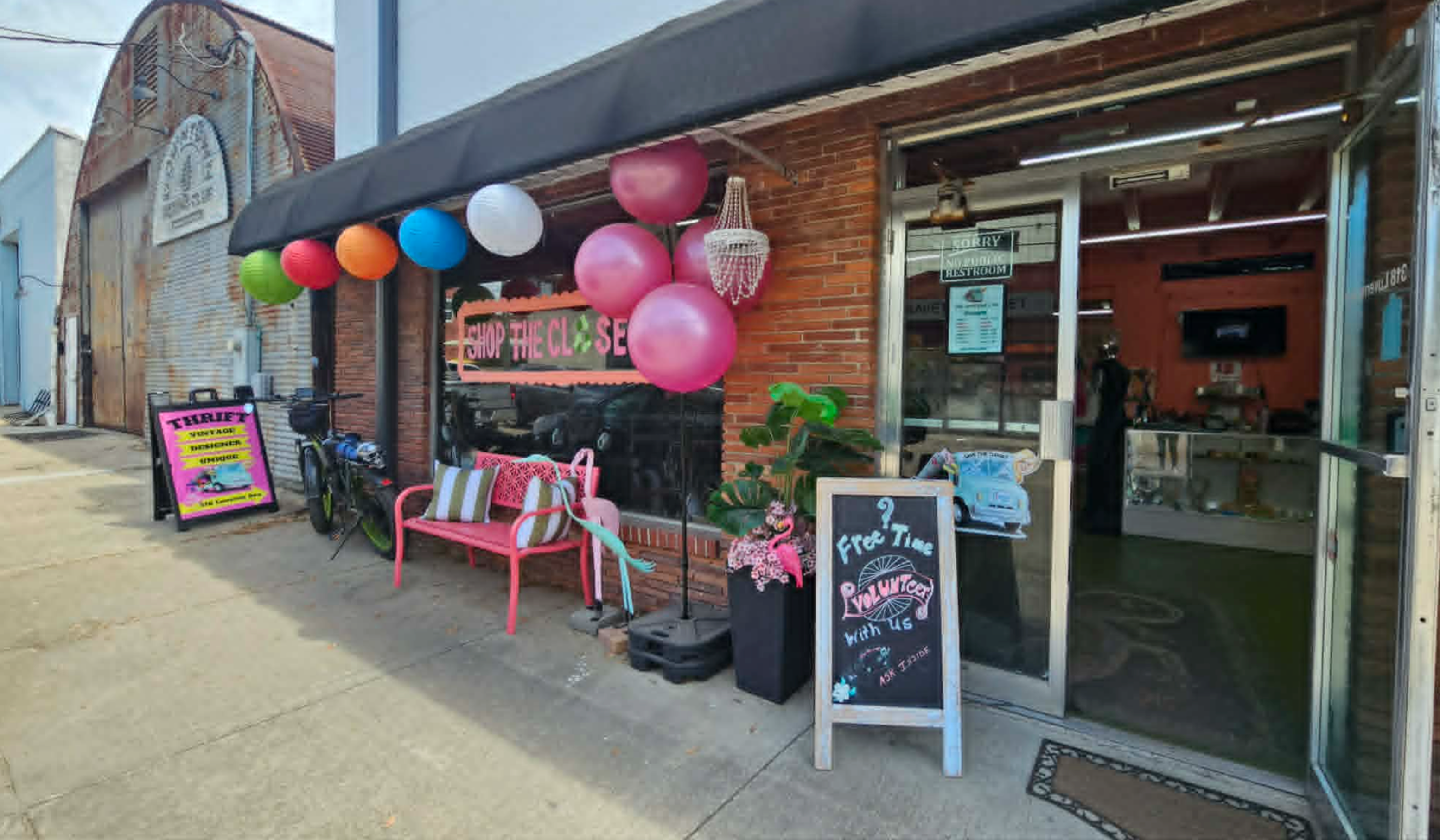 Shop The Closet Panama City storefront
